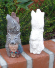 K 2446   2 Kleine indiaan totems met wolf