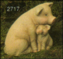 S 2717 Klein varken met jong
