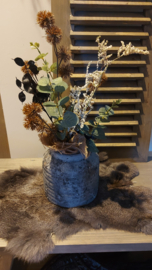 Bloempot met takken