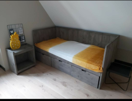 Kajuitbed met 3 lades 545euro