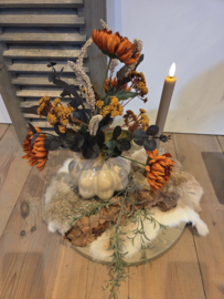 Dienblad met herfst boeket