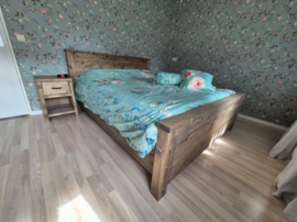 Bed 160x200