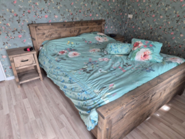 Bed 160x200