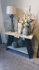 Bijzet tafel /sidte table
