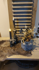 Bloempot met kandelaars,  ledkaars en vachtje
