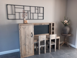 Speeltafel met kast en 2 stoeltjes