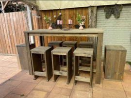 Barset met open poten en 8 krukken