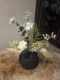 Bolvaas klein zwart met bloemen