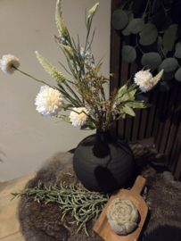 Bol vaas zwart met boeket