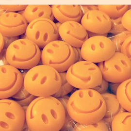 EIZOOK Molde para cubitos de hielo pastel cara sonriente Amarillo