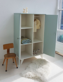 Vintage – kledingkast 6 – Dew – restyle