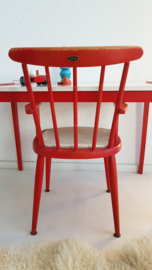 Peuter set stoel en tafel – rood en wit - vintage