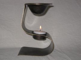 Geurolie-brander, S-design