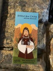 Chocoladereep 33% cacao met munt, passievrucht  & geroosterde nibs