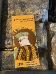 Chocoladereep 33% cacao met zeezout, koffie & geroosterde nibs