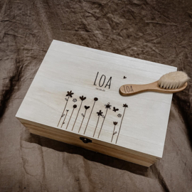 Knutselkist /speldjes kist met gravering