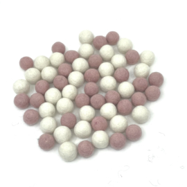 Viltballetjes Wit/Pastelroze Voordeelmix 60 stuks