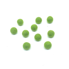 Viltballetjes - Limegroen - 1,5cm (per 10 stuks)