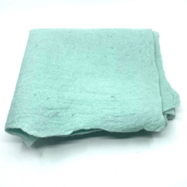 Vilten lap - pastel mint groen - 2,5-3,5 mm - Fairtrade