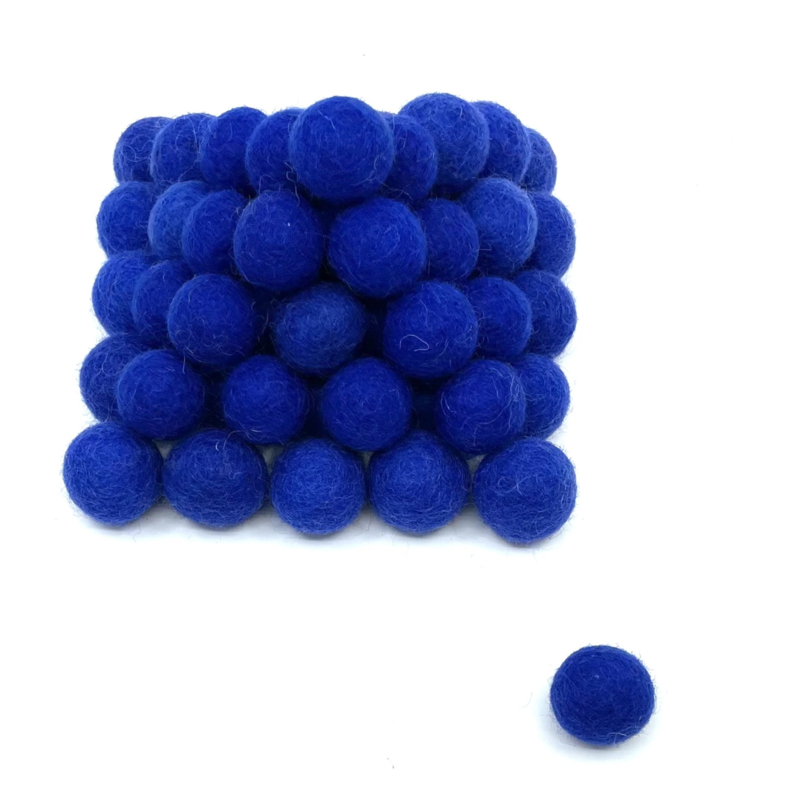 Viltballen 2,2 cm Kobaltblauw (per 10 stuks)