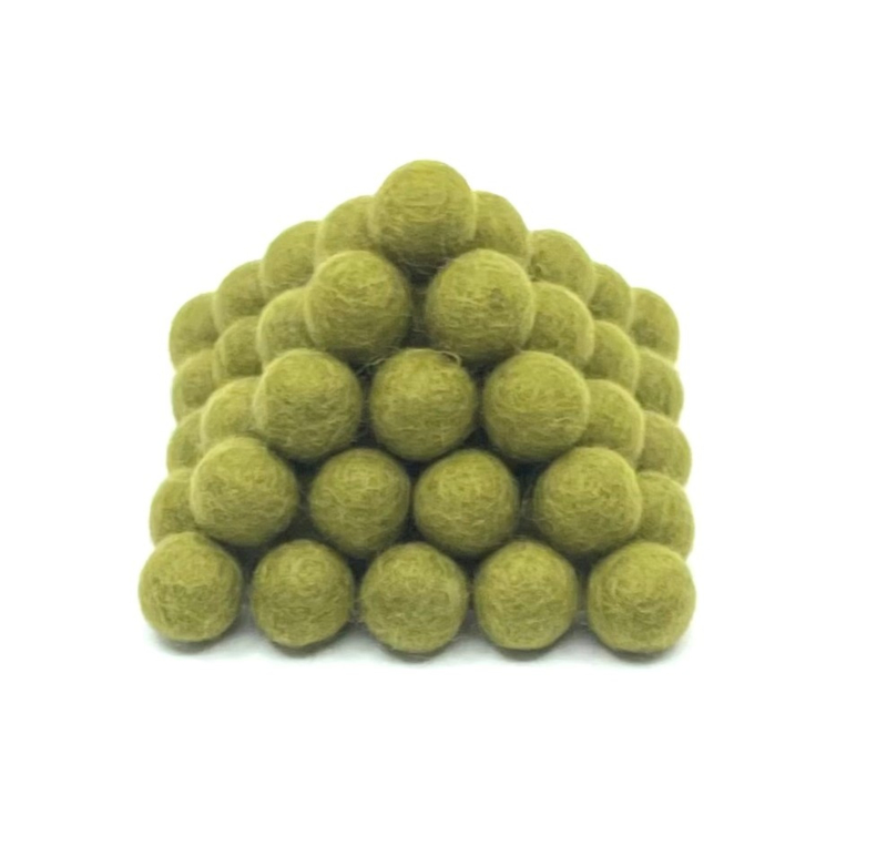 Viltballetjes - Groen - 2 cm - 100% Wolvilt - Fairtrade product  (per 10 stuks)