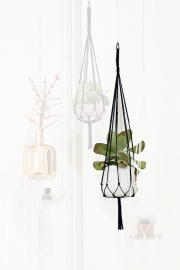 macrame hanger zwart #0301