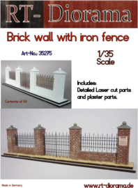 RT35275 1:35 RT-Diorama  Brick wall with Fence
