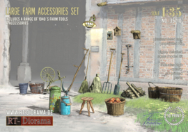 RT35710 1:35 RT-Diorama Large Farm Accessories Set