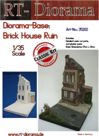 RT35202  1:35 RT-Diorama Diorama-Base:Brick House Ruin 27 cm x 20 cm