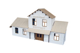 RT35021 1:35 RT-Diorama Railroad station (lxbxh 54.5x11.5x29)