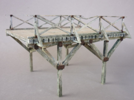 RT35546  1:35 RT-Diorama Wooden bridge