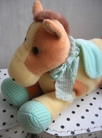 Paard knuffel groen dekje en voetjes | Anna Club Plush