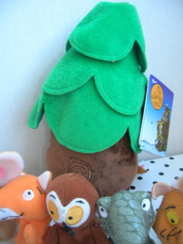 Vingerpopjes van de Gruffalo in knuffel boom | Aurora