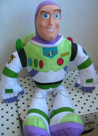 Buzz Lightyear Toy Story Disney knuffel | Disneystore Disneyland