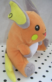 Pokemon Raichu knuffel oranje