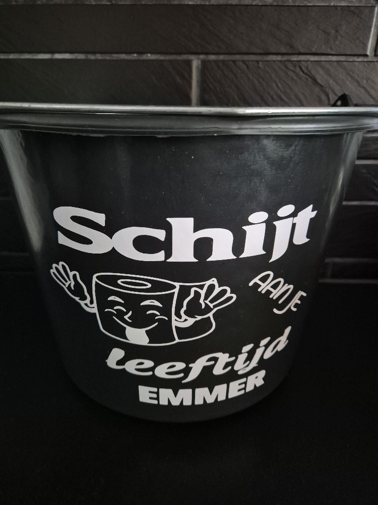 Schijt aan je leeftijd 3