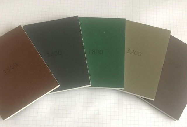 MICRO-MESH. Soft pads 75x100mm set van 5:  1500,1800,2400,              3200,3600