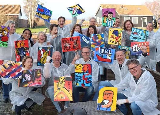 Activity: Dutch artist Hermanus Brood painting
