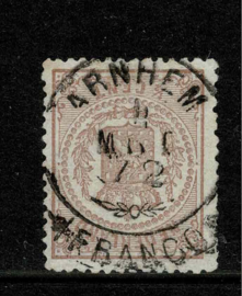 ARNHEM op 13 ½ ct.  bruin