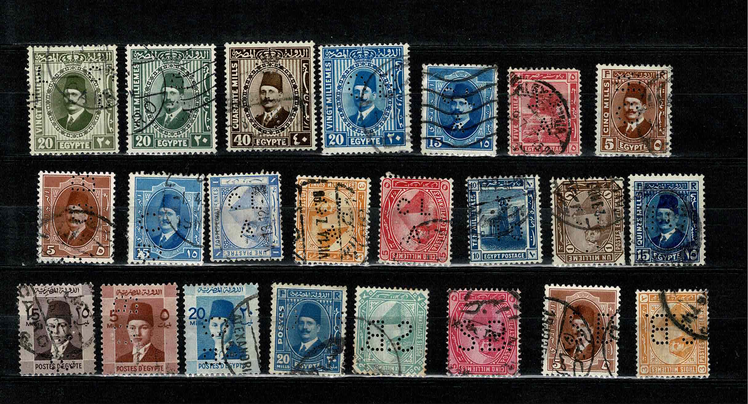 Egypte ~ Egypt  94  verschillende Perfins ~ Firmaperforaties