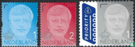 2022. 4072/4 Willem Alexander. Gestanste serie met jaartal 2022 **