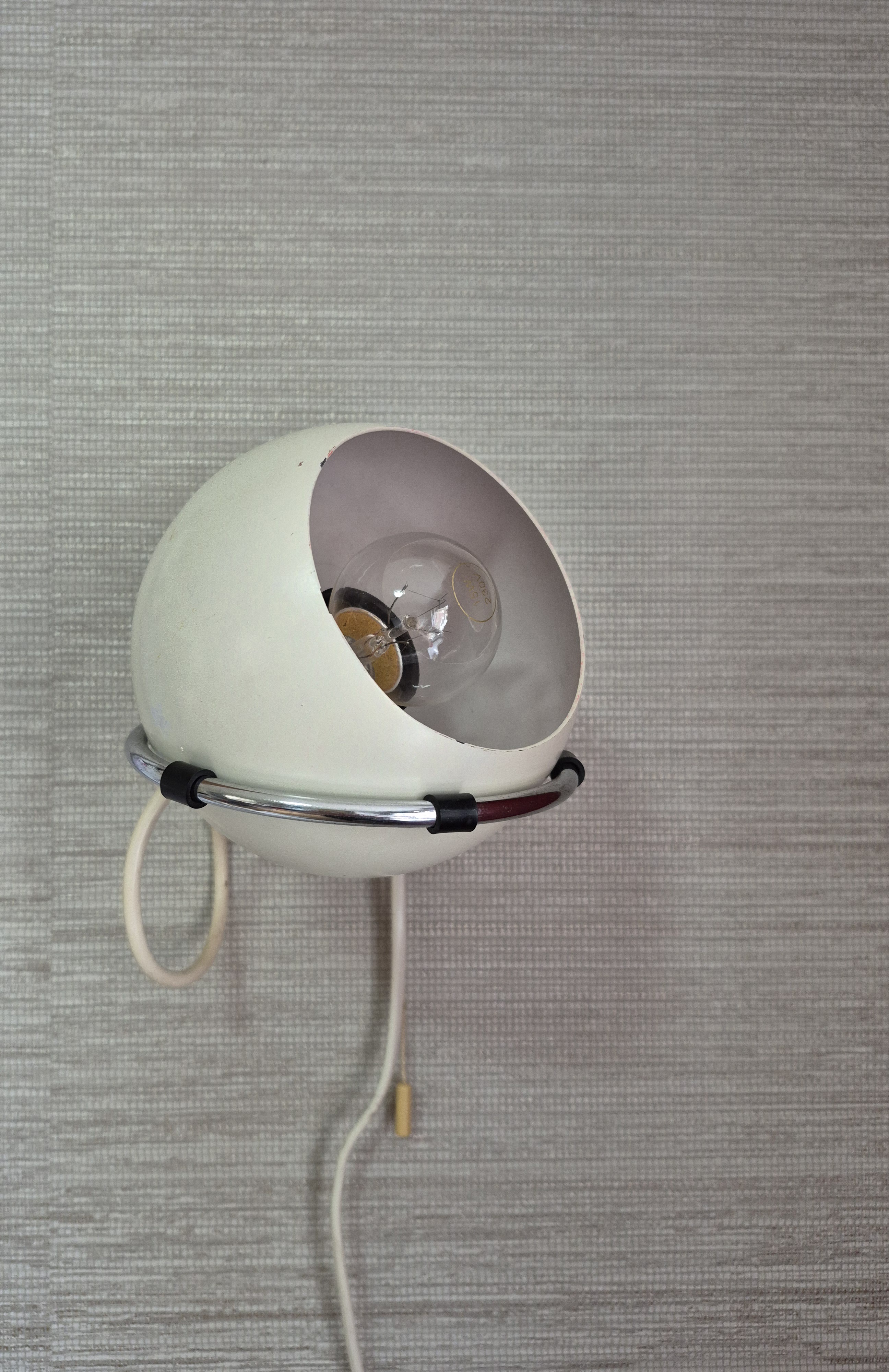 Gepo wandlampje, 'Eyeball'
