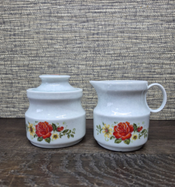 Melkkannetjes en suikerpotjes