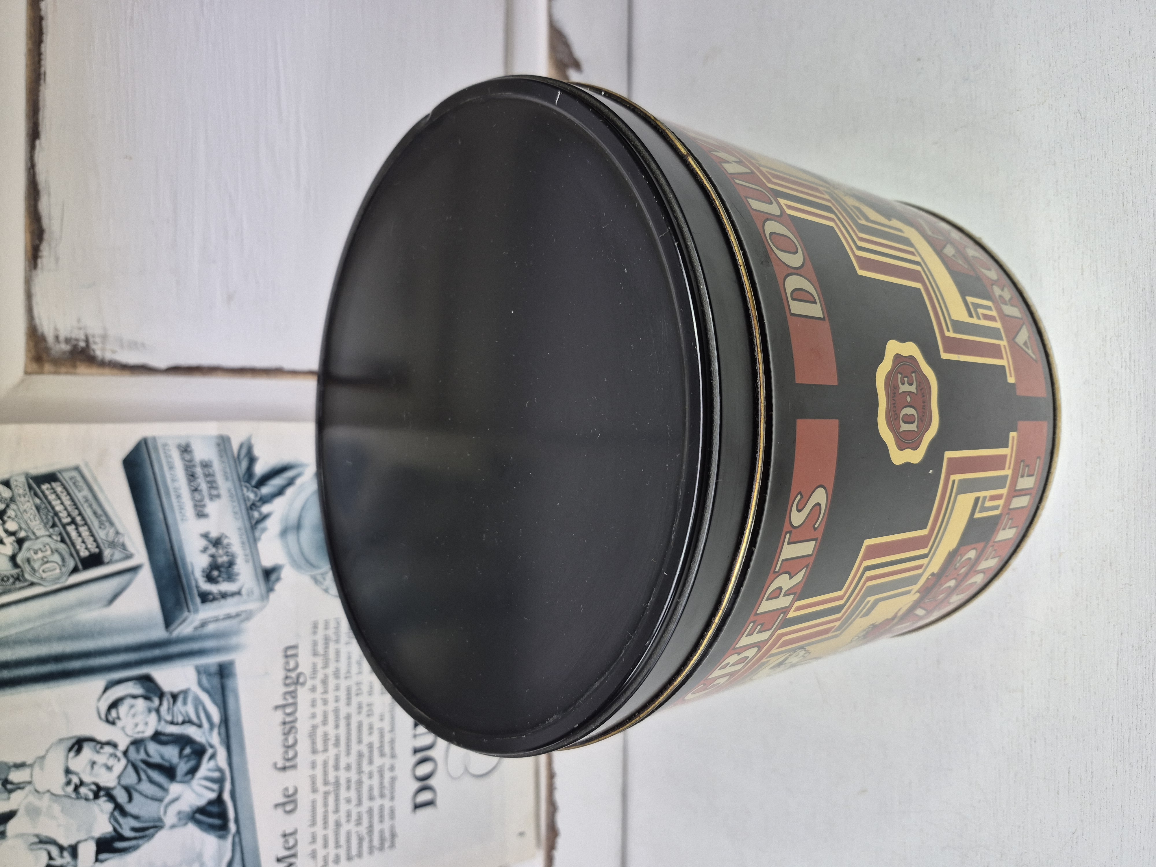Ronde trommel van Douwe Egberts