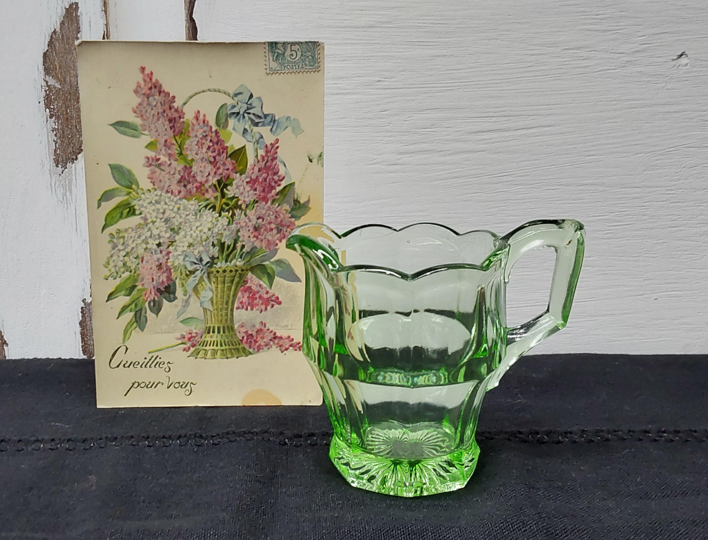 Melkkannetje groen persglas