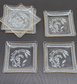 6 kleine glazen bordjes