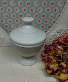 Opaline potje
