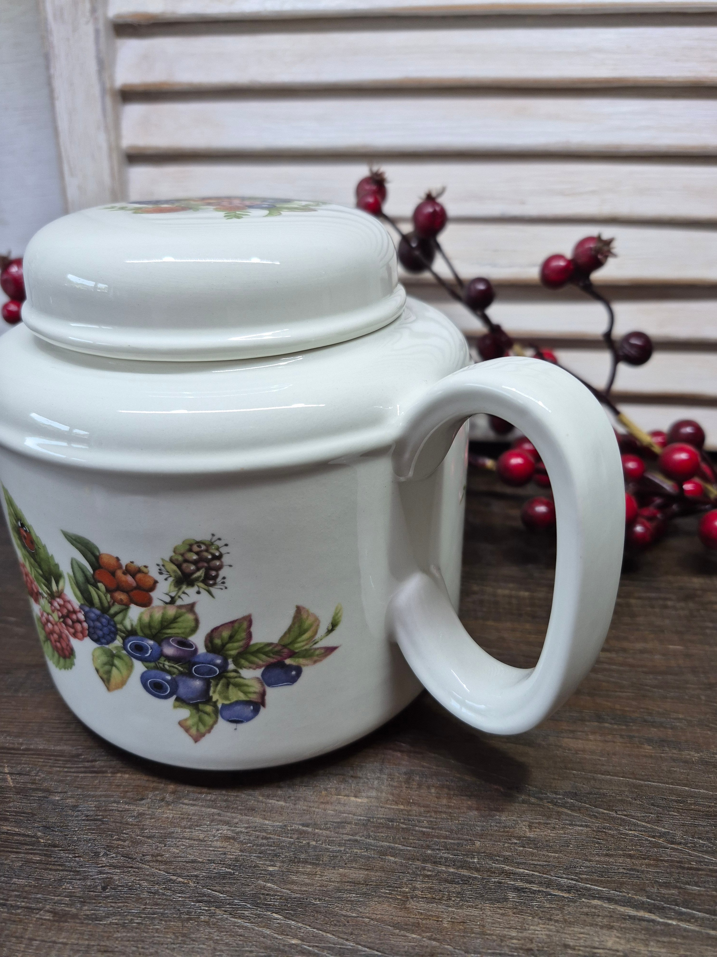 Theepot, Bosvruchten Marjolein Bastin