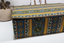 Grote vintage stoffen doos