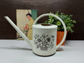 Grote Emsa plantengieter